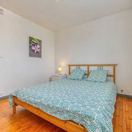 Apartment 2 Chambres, Calme, Equipe, Commerces Au Pied Grenoble