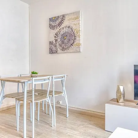 2 Chambres, Calme, Equipe, Commerces Au Pied Grenoble